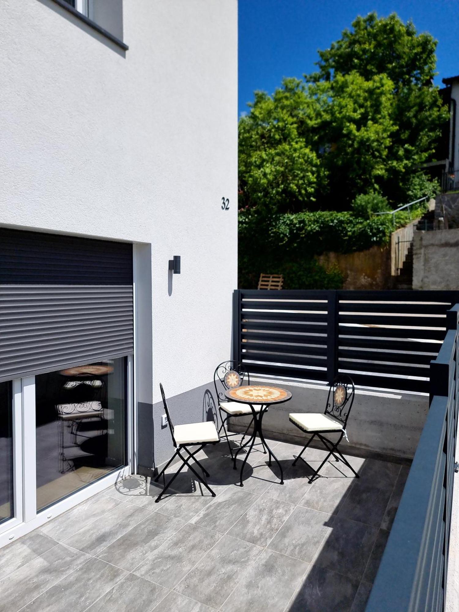 Naia Apartments Novo Mesto Exteriér fotografie